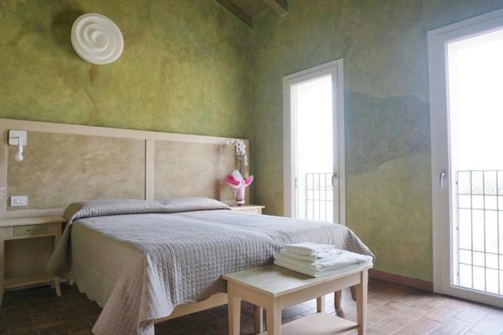 Agriturismo Campogrande Carpaneto Piacentino ภายนอก รูปภาพ